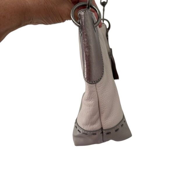 The Sak Indio Leather Bucket Shoulder Bag White Gray - Picture 4 of 15